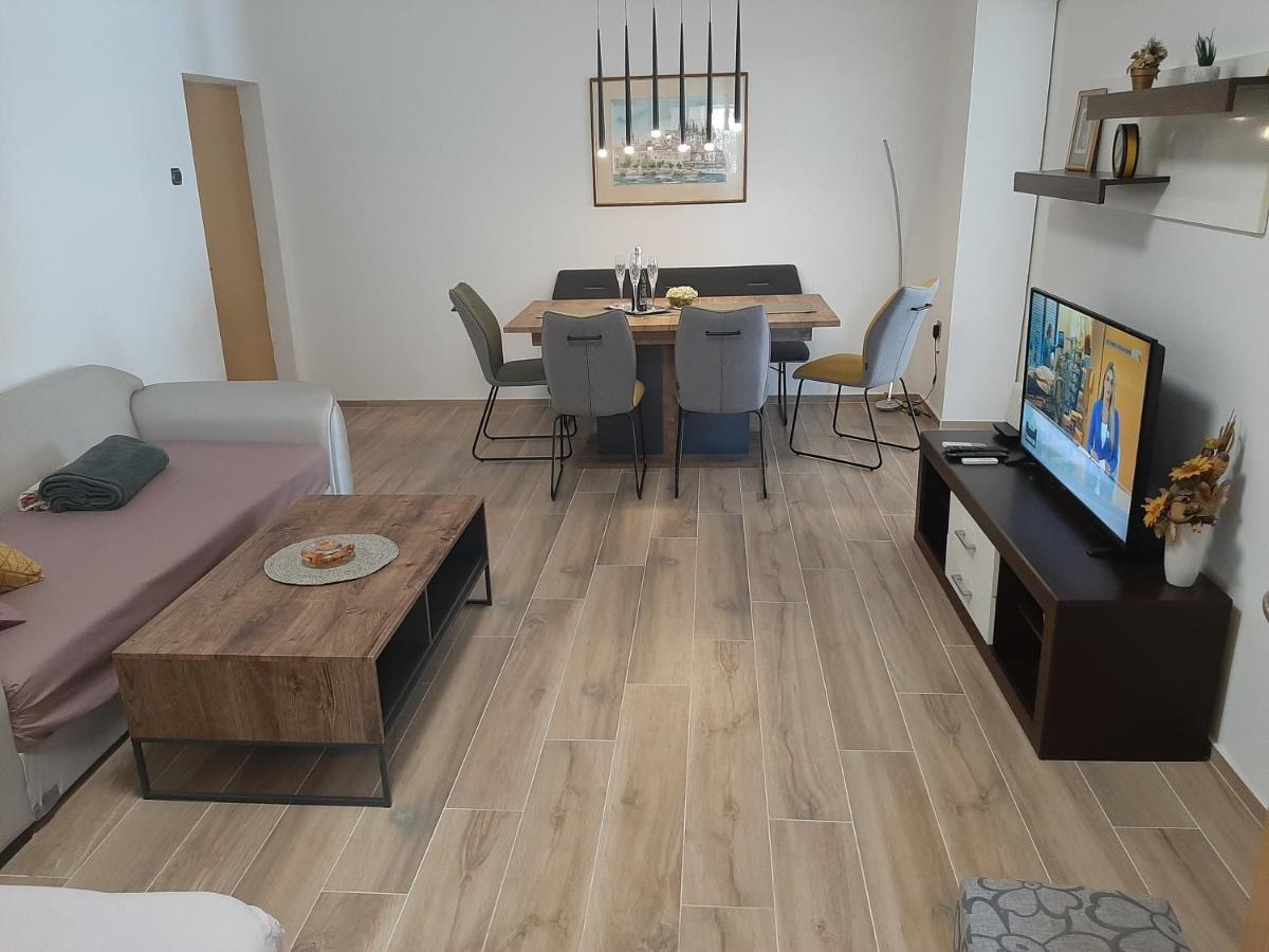 Apartments Borna 德拉格 外观 照片
